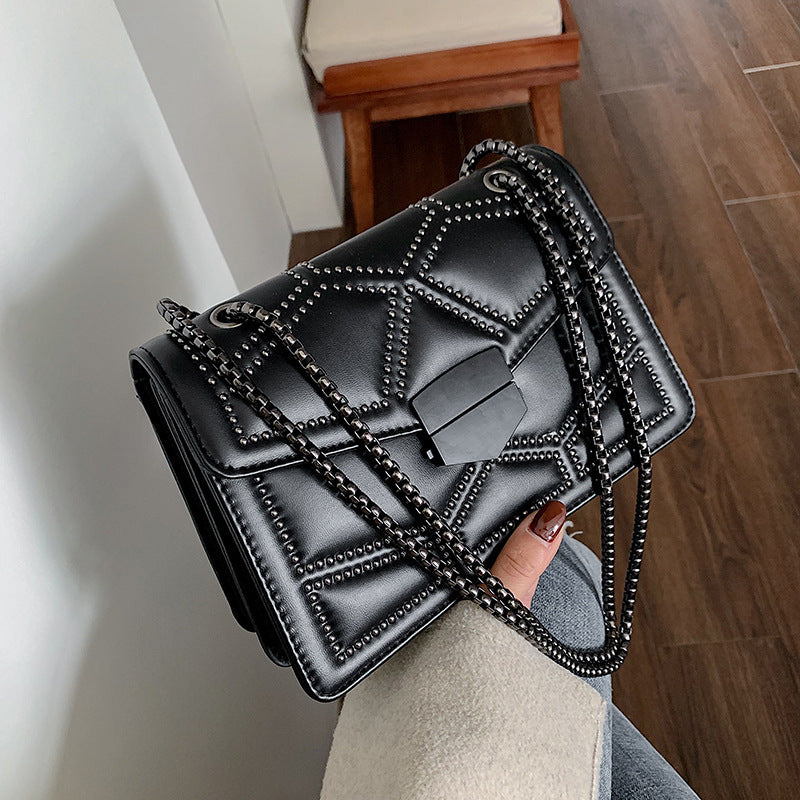 New Black Women’s bag 2026 new fashion Korean style chain shoulder cross-shoulder Pu small bag