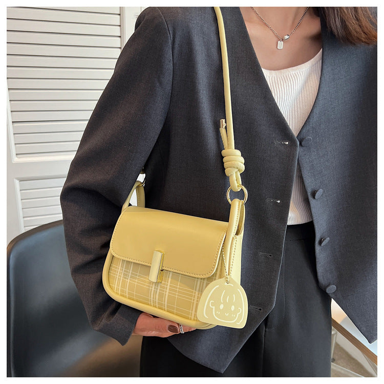 2026 New Versatile Messenger Bag Fashion One Shoulder Messenger Small Square Bag