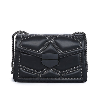 new black women’s bag 2026 new fashion Korean version chain shoulder Messenger PU small square bag