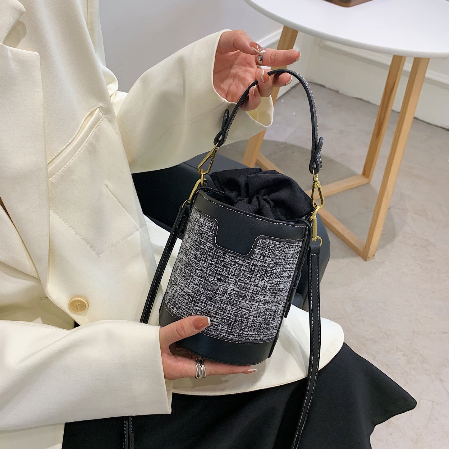 New Arrivals PU+ canvas Bucket Handbags For Women Drawstring Crossbody Bag Body Cross Purse