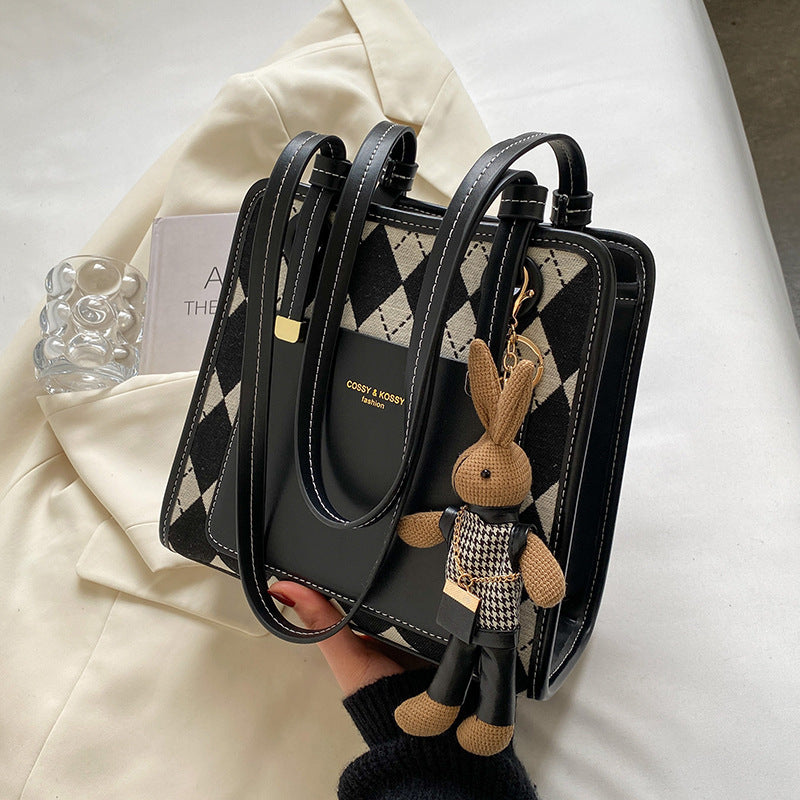 New Fashion Cross-body Bag Fashion Shoulder Bag Student Bag Women’s 2026 Autumn and Winter PU Single Guangdong Pendant Geometric