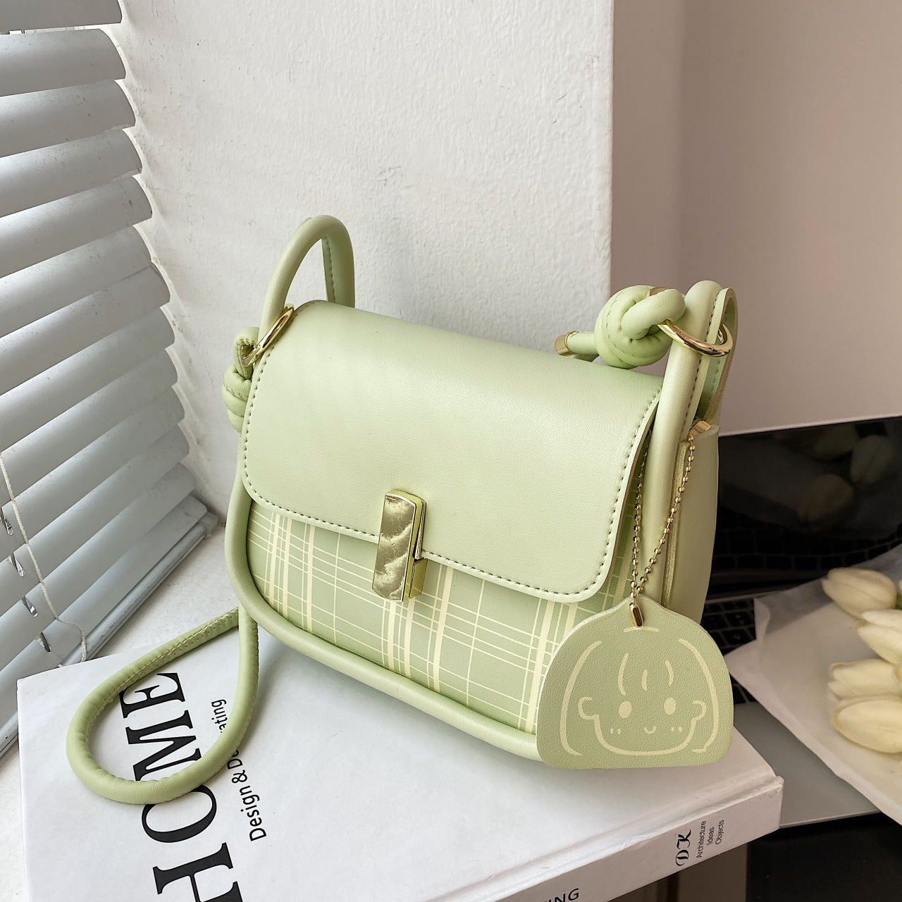 2026 New Versatile Messenger Bag Fashion One Shoulder Messenger Small Square Bag