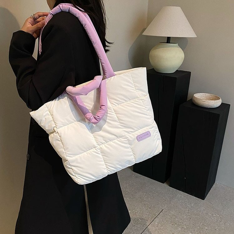 Fashion Quilted Puffy Handbag Lightweight Winter Padded Nylon Down Cotton Shoulder Bag Puffer Tote Bag for Women