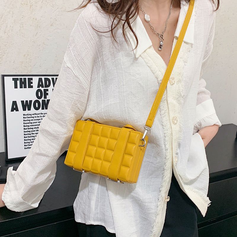 Retro Box Bag 2026 New Design Fashion Shoulder Bag Simple Handheld Women’s Bag