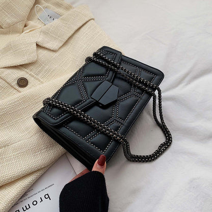 New Black Women’s bag 2026 new fashion Korean style chain shoulder cross-shoulder Pu small bag