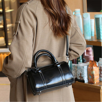 Oil Wax Cowhide Handbag 2026 New Trendy Womens Crossbody Handbag Boston Pillow Bag Genuine Leather Handbag