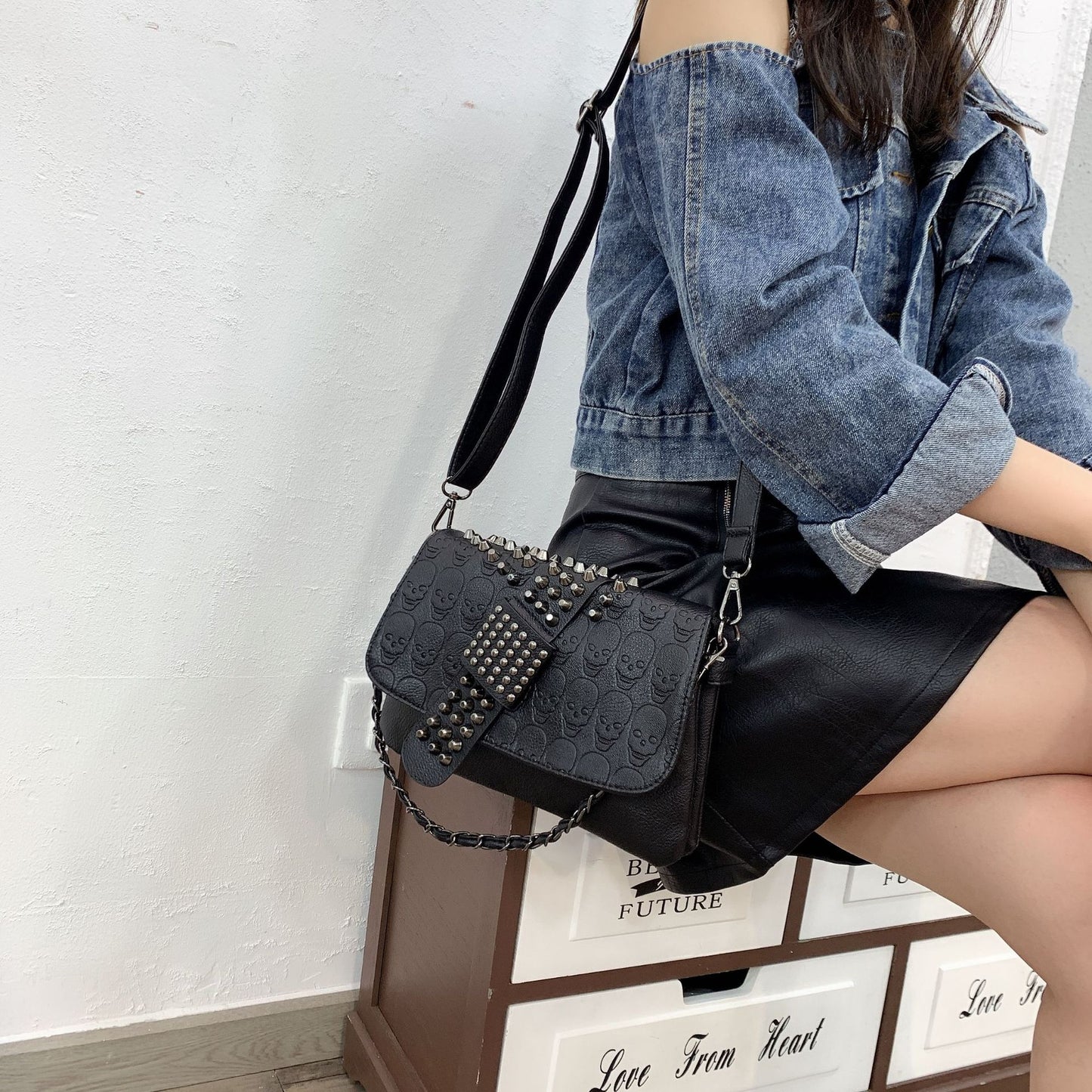 Chain women’s Bag 2026 female bag rivet black skull shoulder handbags oblique cross shoulder bag